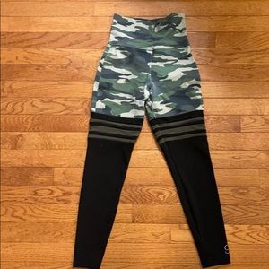 Bombshell Sportswear Camo Leggings